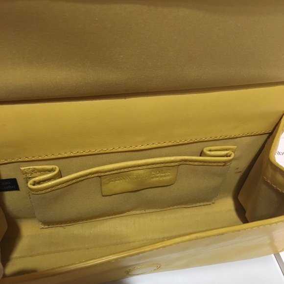 Kenneth Cole Genuine Leather Baguette Purse - Picture 7 of 8